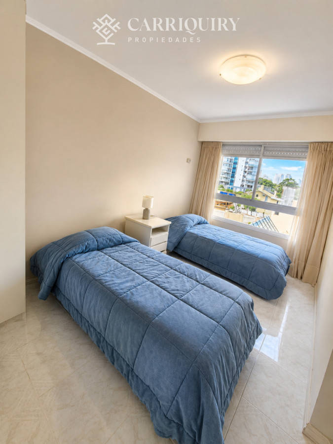 Apartamento ID.9842 - Departamento de 3 dormitorios en venta en Coral Tower en venta