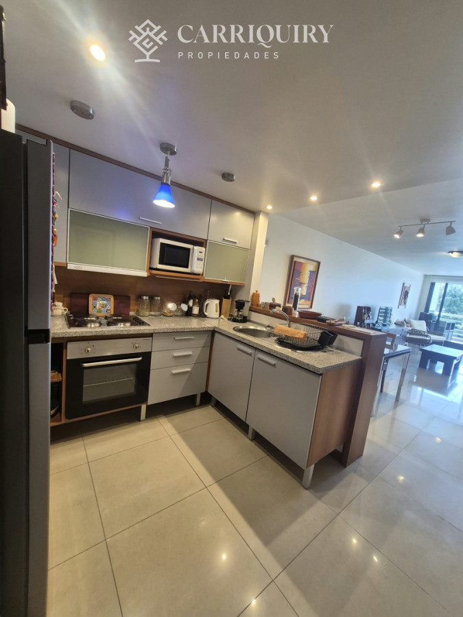 Apartamento ID.10708 - Apartamento en venta de 2 dormitorios en Punta del Este