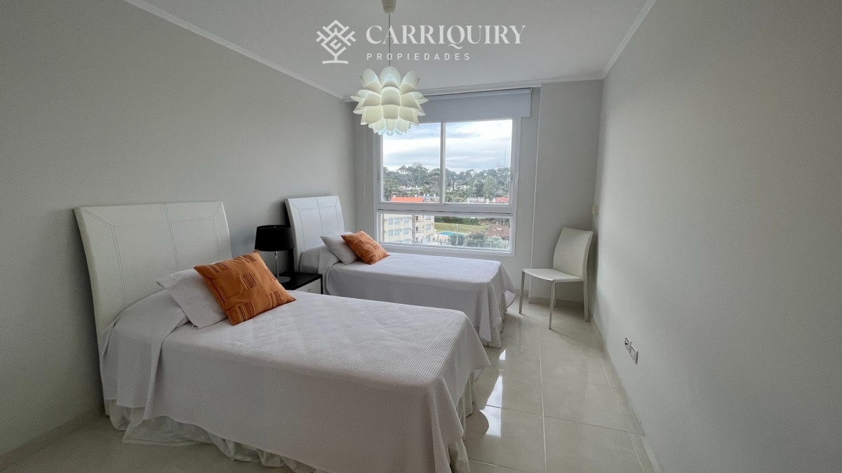 Apartamento ID.7524 - Venta Departamento de 2 dormitorios   Le Jardin, Punta del Este