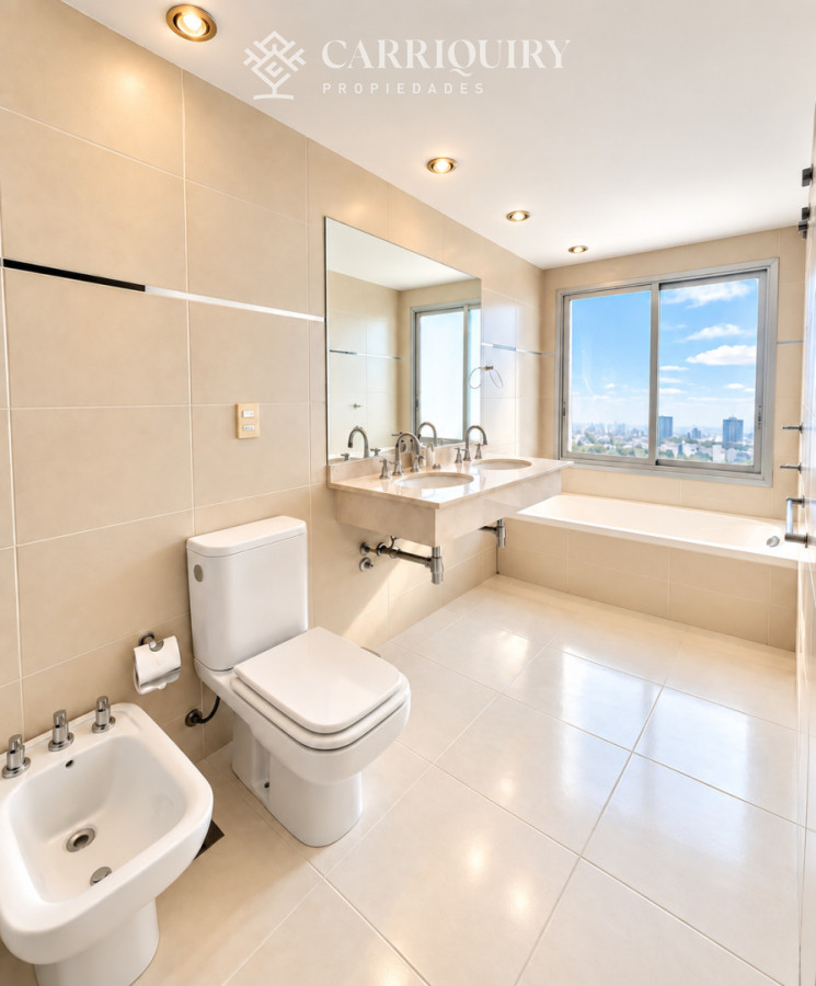 Apartamento ID.10705/Apartamento-en-Brava,-3-dormitorios- - Seasons Tower - Punta del Este, 2 dormitorios mas servicio