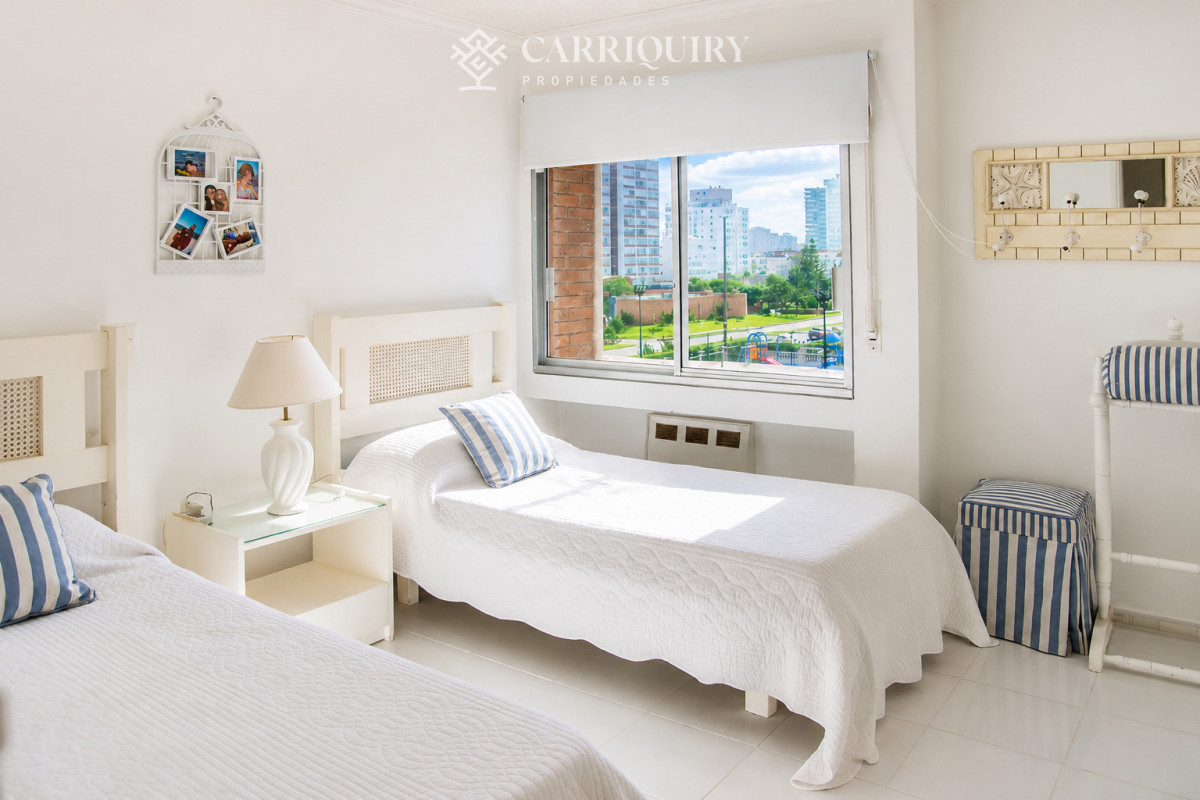 Apartamento ID.10357 - Apartamento de 3 dormitorios en Playa brava