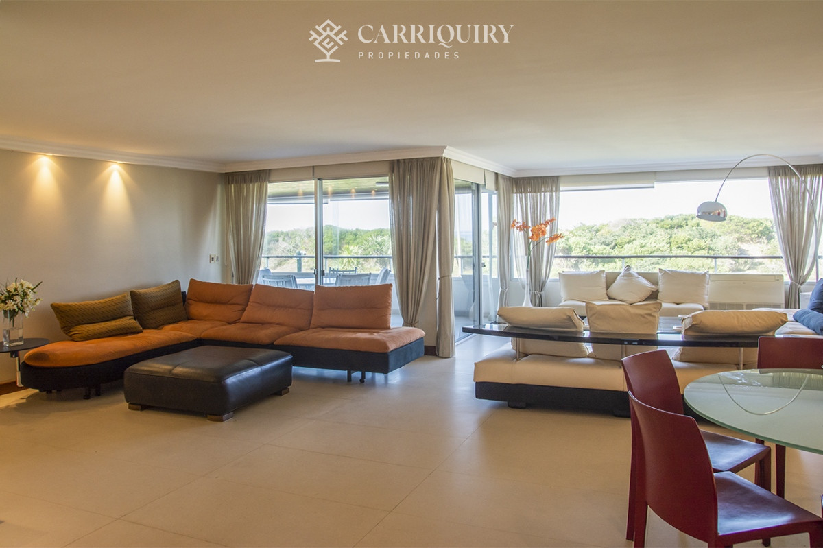 Apartamento ID.9583/Le-Parc - Apartamento de 4 dormitorios en Punta del Este frente al mar en Playa Brava