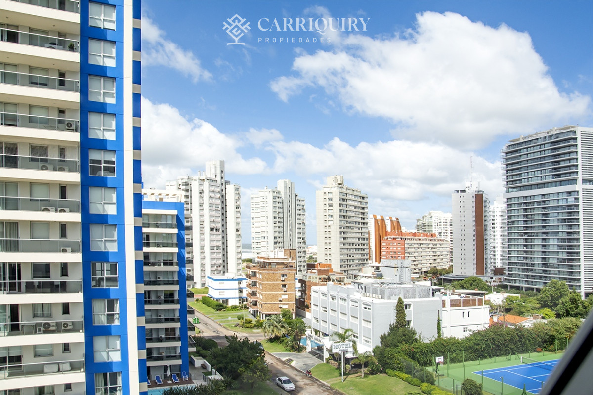 Apartamento ID.7364 - Apartamento en venta de 3 dormitorios en Forest Tower , Punta del este 