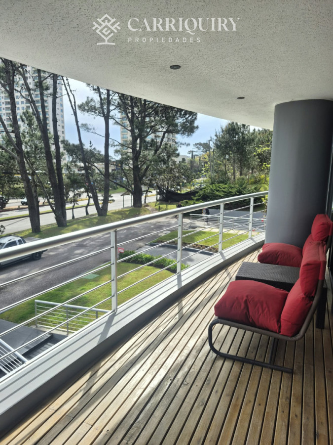 Apartamento ID.10708 - Apartamento en venta de 2 dormitorios en Punta del Este