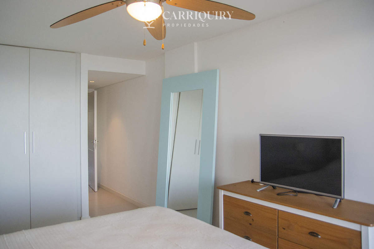Apartamento ID.7950 - Departamento de 2 suites + depedencia en venta Frente al mar.