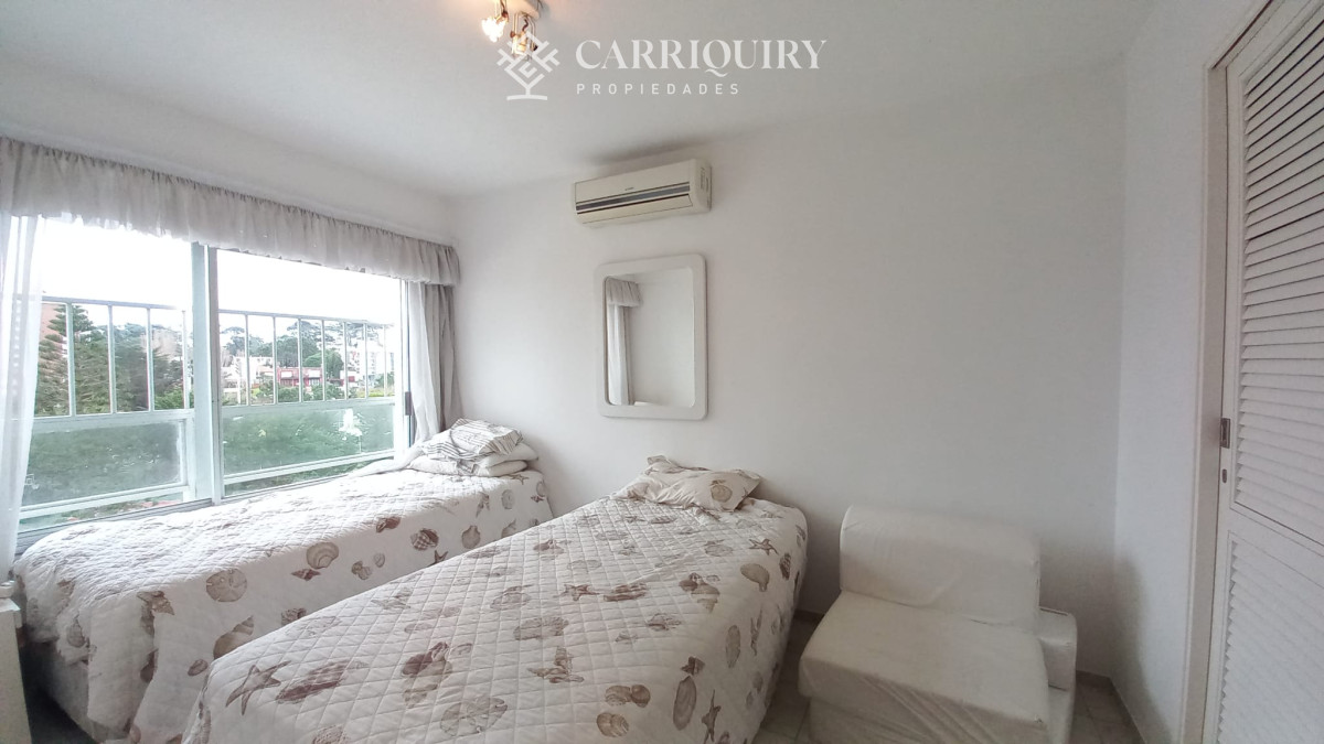 Apartamento ID.7373 - Departamento de 3 dormitorios + dependencia en venta, Playa Mansa. Torre Jefferson,.