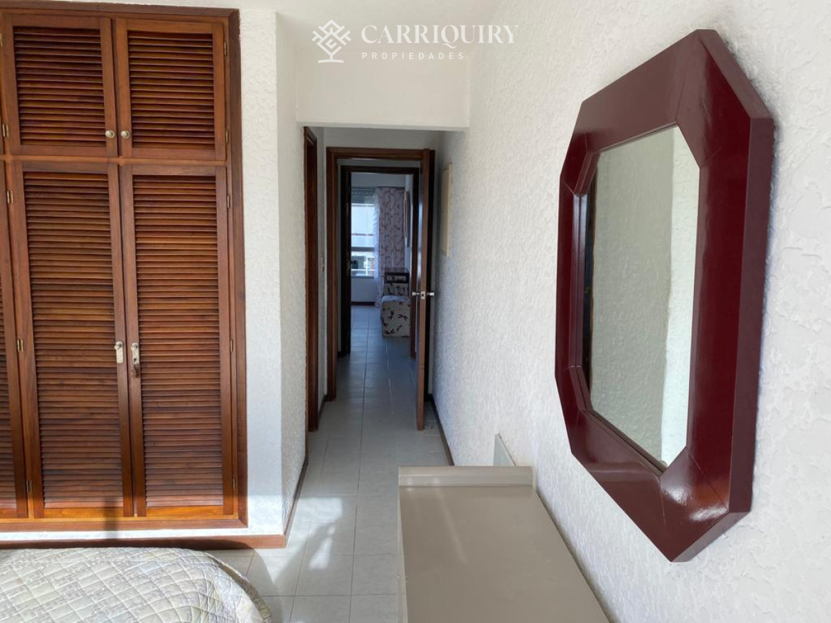 Apartamento ID.9755 - Vende Apartamento de 3 dormitorios en Brava, Excelente edificio.