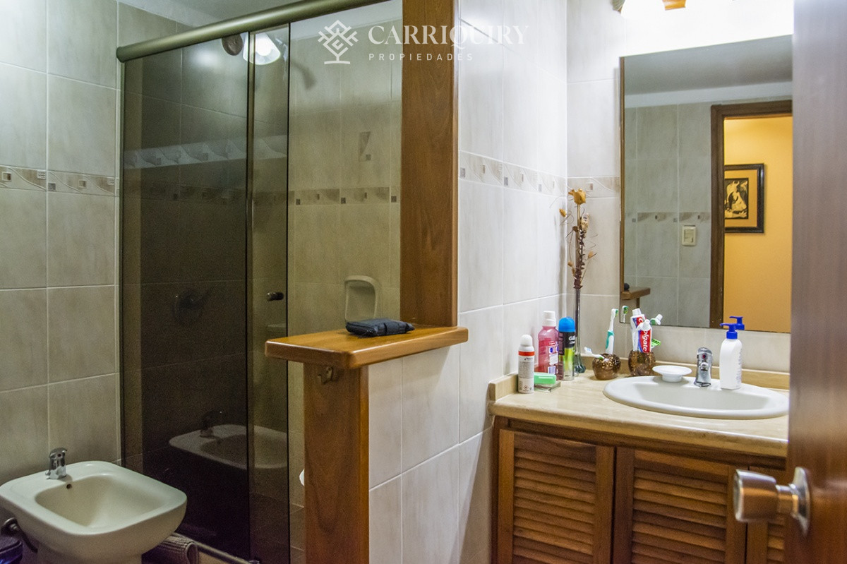 Apartamento ID.10295 - Apartamento en Roosevelt Center de 3 dormitorios mas dependencia 