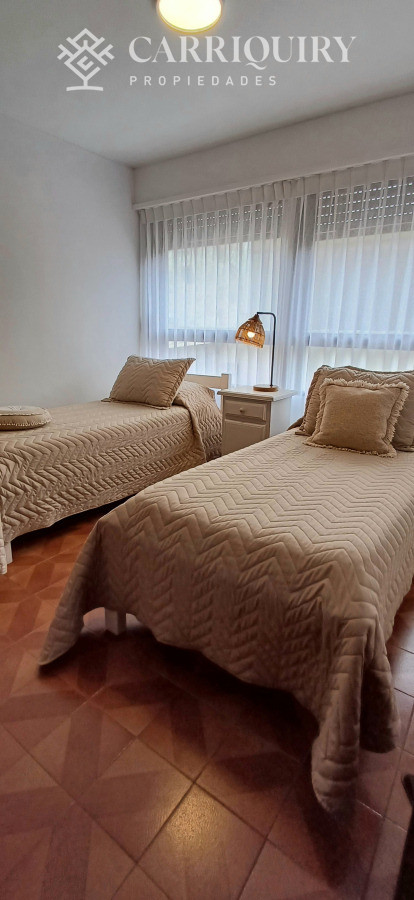 Apartamento ID.9544 - En venta apartamento de 2 mas dep. en Península, Punta del Este