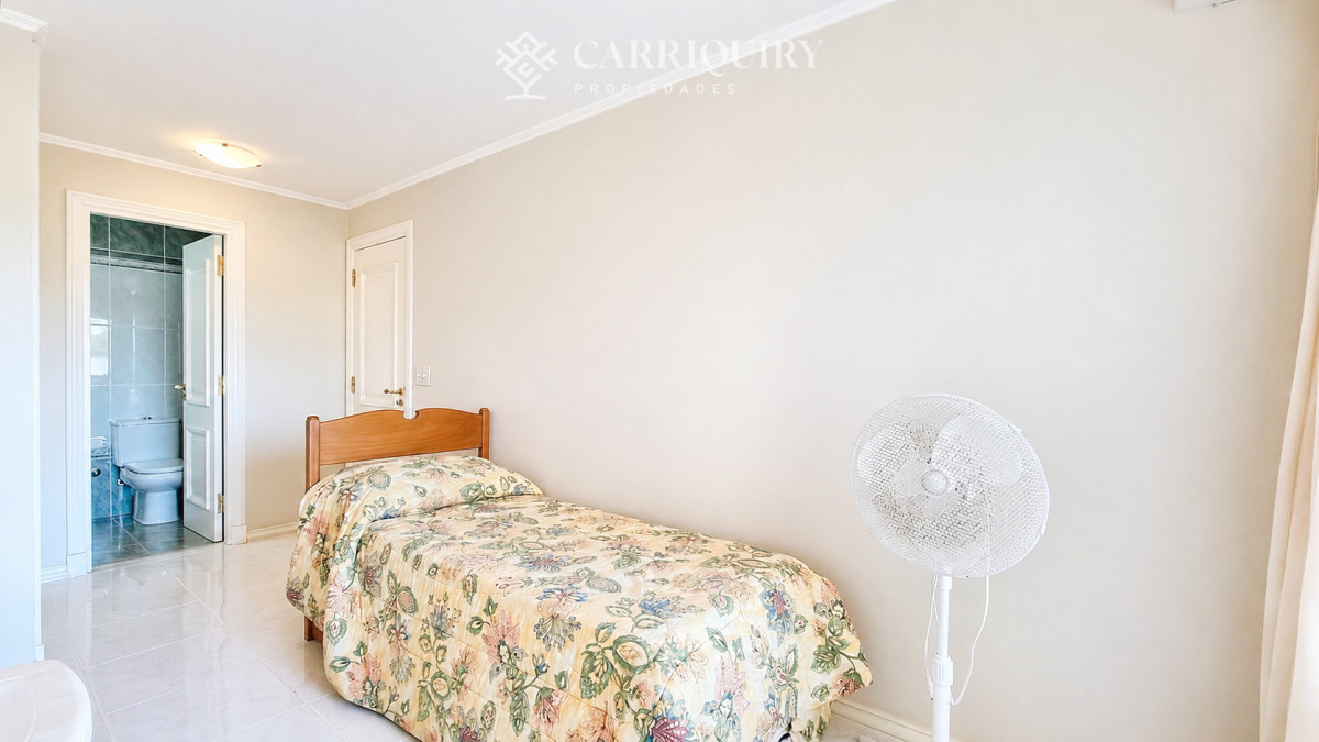 Apartamento ID.9842 - Departamento de 3 dormitorios en venta en Coral Tower en venta