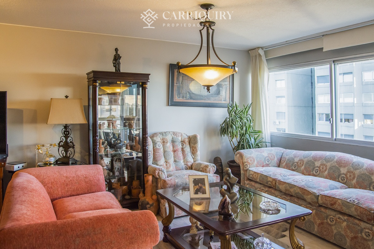 Apartamento ID.10295 - Apartamento en Roosevelt Center de 3 dormitorios mas dependencia 