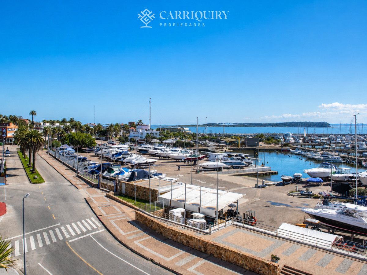 Apartamento ID.10062/ALQUILER-TEMPORARIO-Y-VENTA-APARTAMENTO-3-DORMITORIOS - Espectcular departamento en venta frente al puerto 3 dormitorios