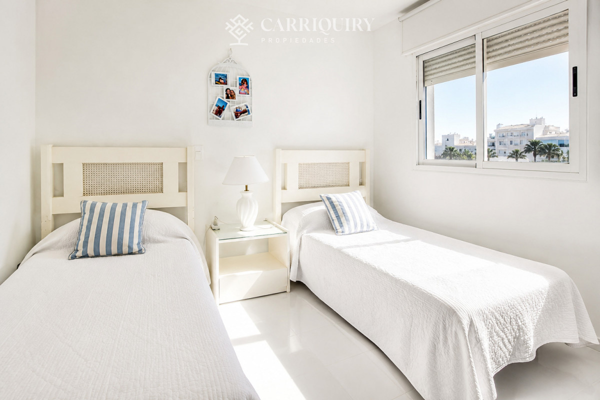 Apartamento ID.10357 - Apartamento de 3 dormitorios en Playa brava