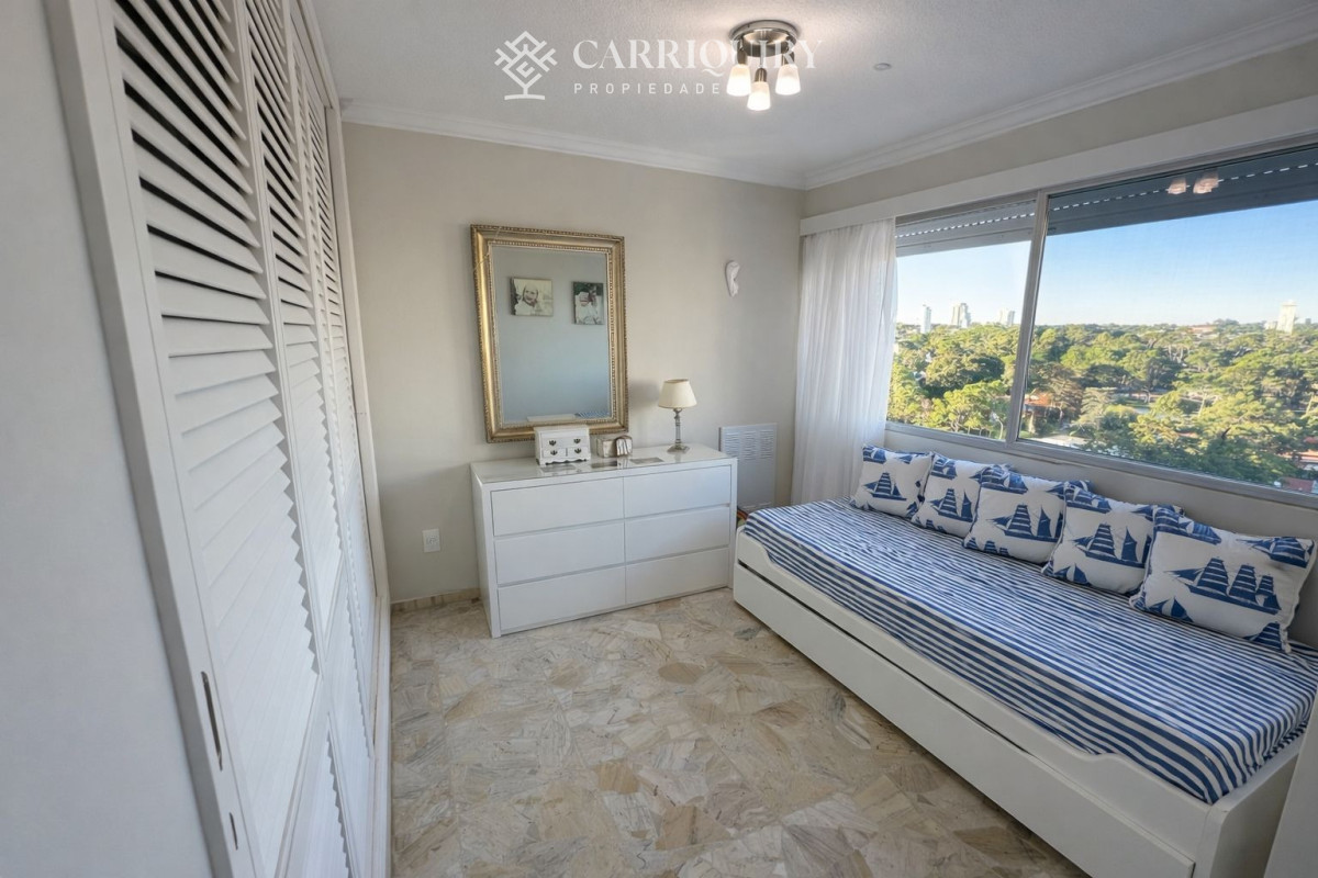 Apartamento ID.10169 - VENTA APARTAMENTO 2 DORMITORIOS 2 BAÑOS PRIMERA LÍNEA PLAYA MANSA