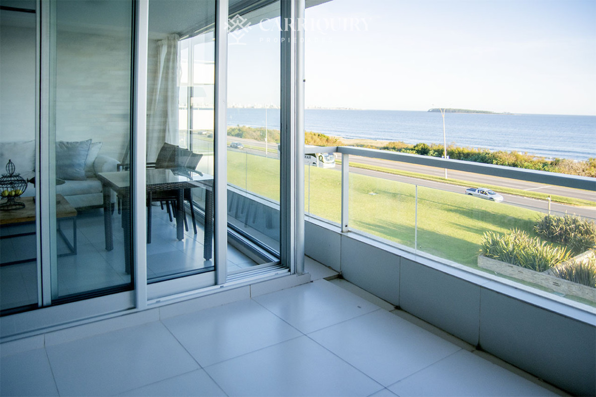 Apartamento ID.7950 - Departamento de 2 suites + depedencia en venta Frente al mar.