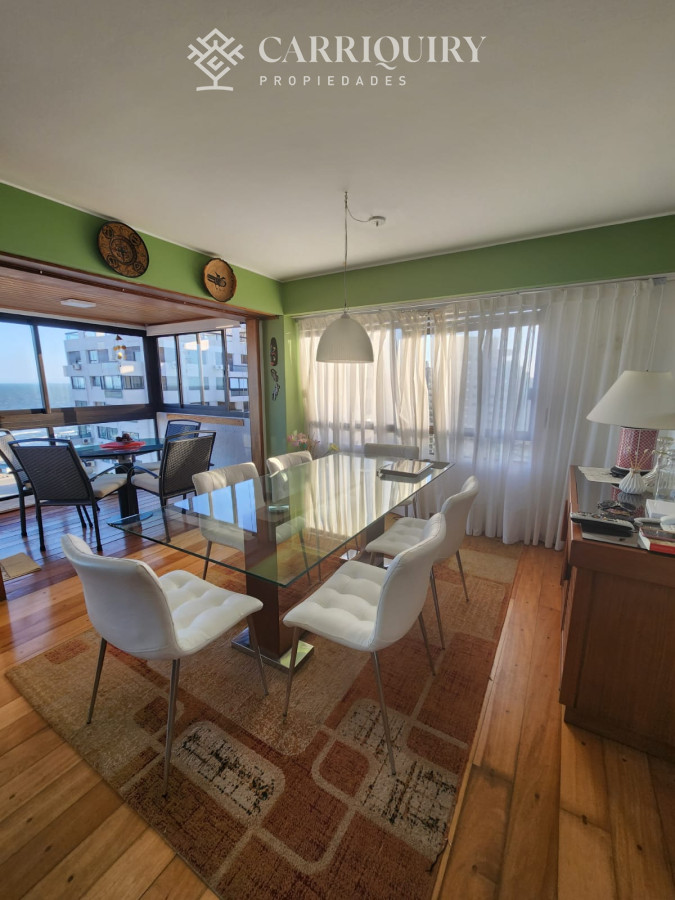 Apartamento ID.9781 - Apartamento en venta frente al mar, 3 dormitorios. Parquemar Center
