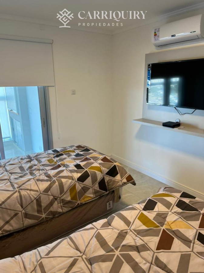 Apartamento ID.5526 - Departamento de 2 dormitorios en alquiler en Miami Boulvard II