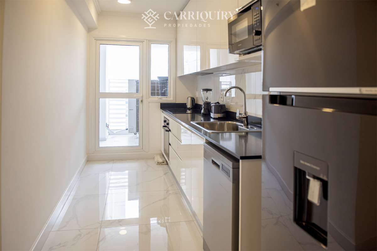 Apartamento ID.9333/ALQUILER-TEMPORARIO-APARTAMENTO-4-DORMITORIOS-MANATIALES- - Apartamento en Mansa - Punta del Este en venta de 3 dormitorios.