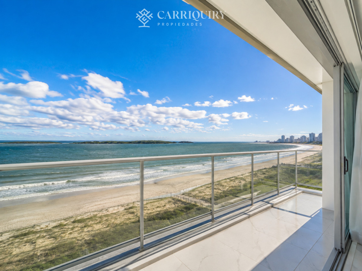 Apartamento ID.10316/Amplio-Apartamento-en-edificio-Paramount,-ideal-para-vacaciones-familiares.-Con-3-dormitorios-en-suite,-dependencia-y-5-baños - Hermoso Departamento en venta en el edificio Paramount