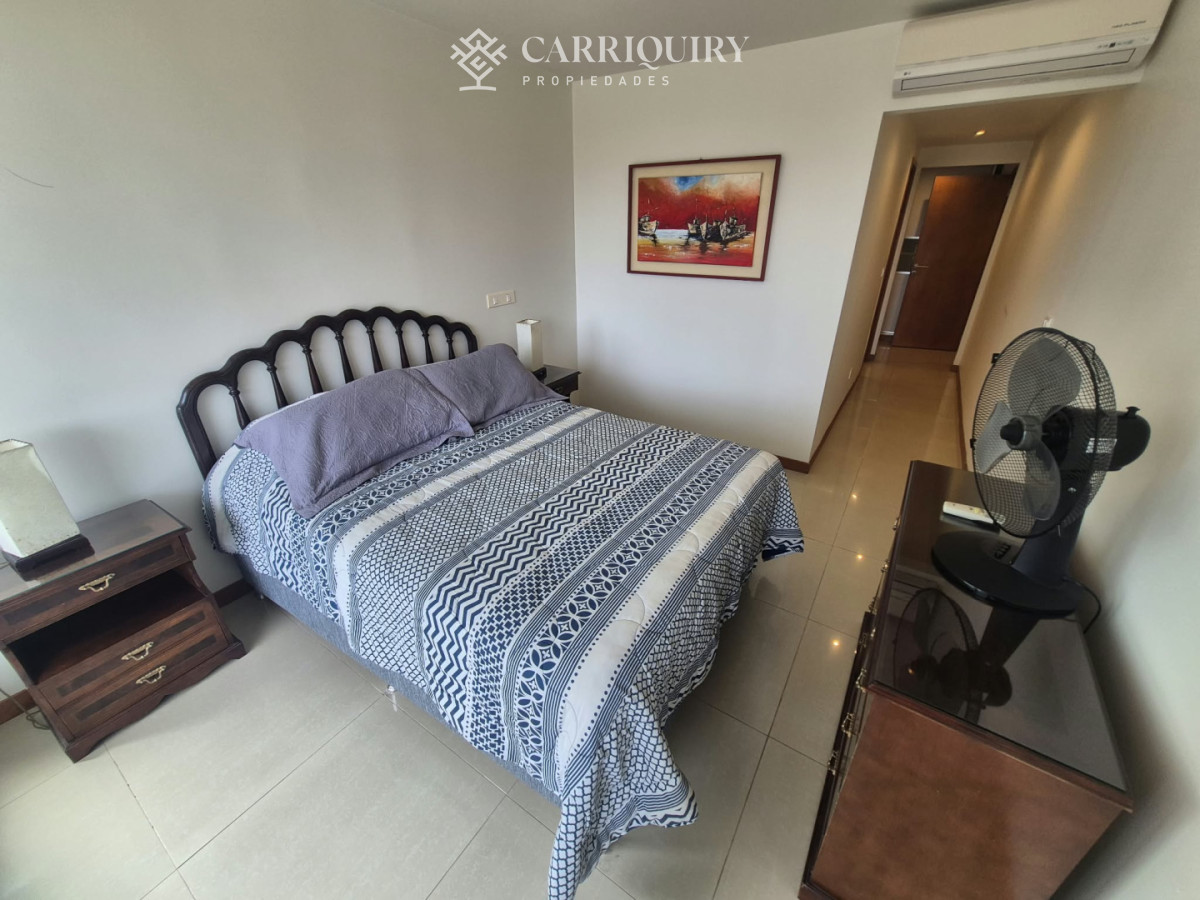 Apartamento ID.10708 - Apartamento en venta de 2 dormitorios en Punta del Este