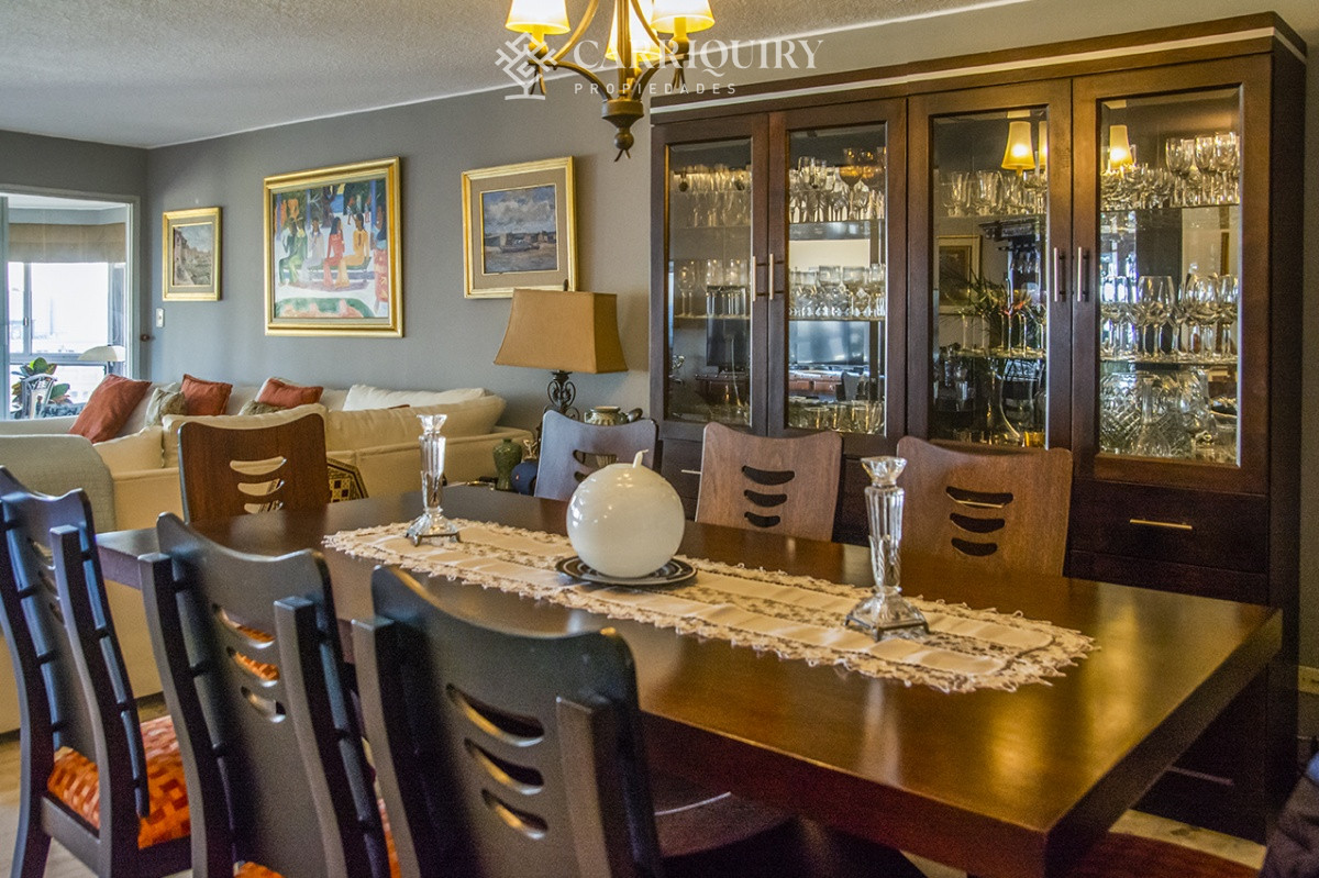 Apartamento ID.10295 - Apartamento en Roosevelt Center de 3 dormitorios mas dependencia 
