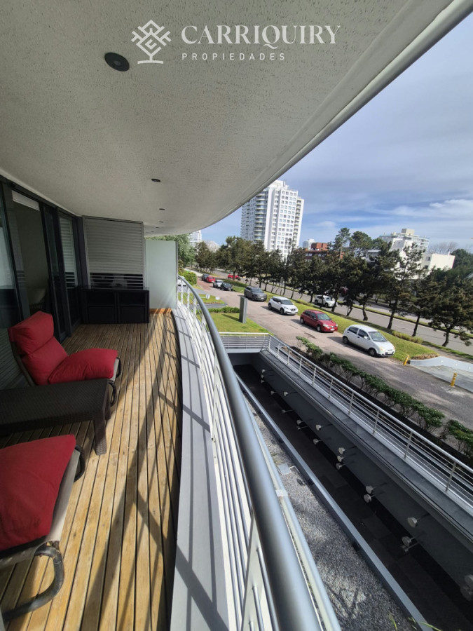 Apartamento ID.10708 - Apartamento en venta de 2 dormitorios en Punta del Este