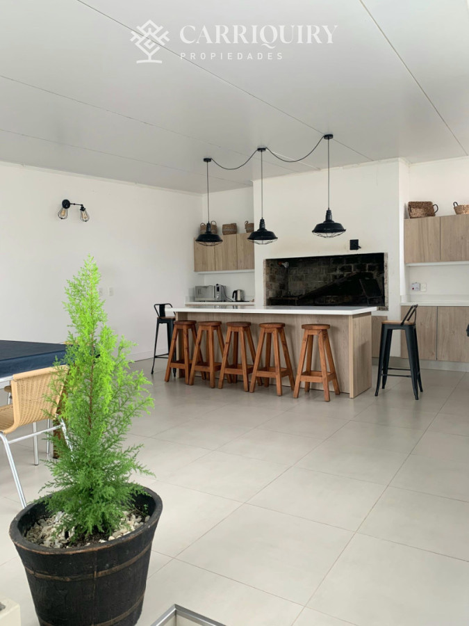 Apartamento ID.9544 - En venta apartamento de 2 mas dep. en Península, Punta del Este