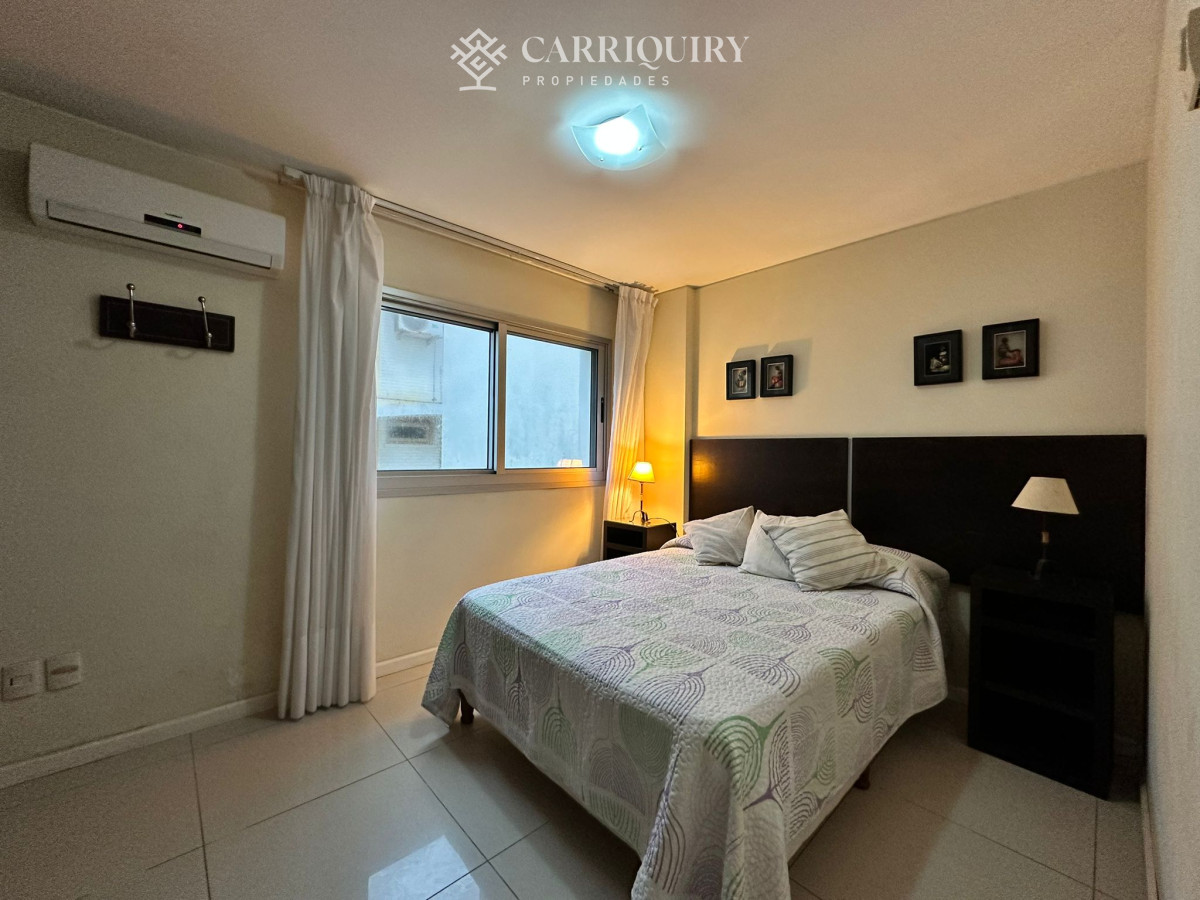 Apartamento ID.10071 - Apartamento en venta, 1 dormitorio en Península, Punta del Este