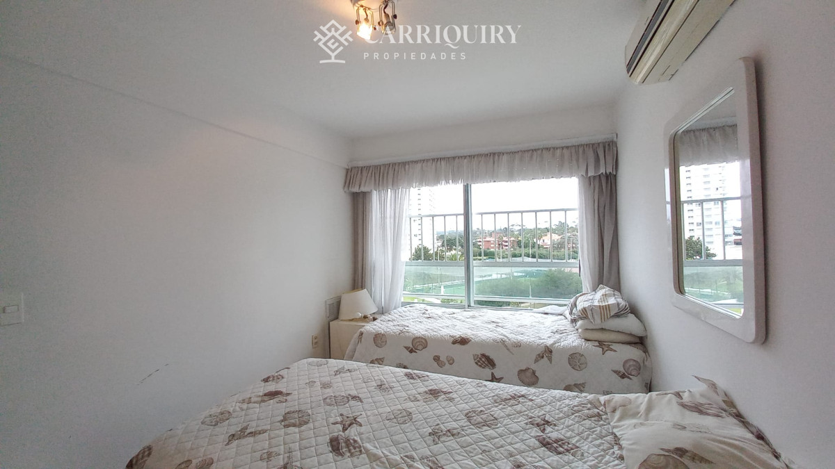 Apartamento ID.7373 - Departamento de 3 dormitorios + dependencia en venta, Playa Mansa. Torre Jefferson,.