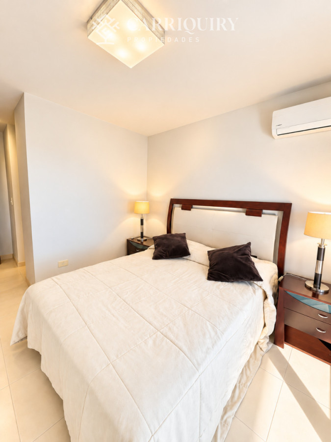 Apartamento ID.10705/Apartamento-en-Brava,-3-dormitorios- - Seasons Tower - Punta del Este, 2 dormitorios mas servicio