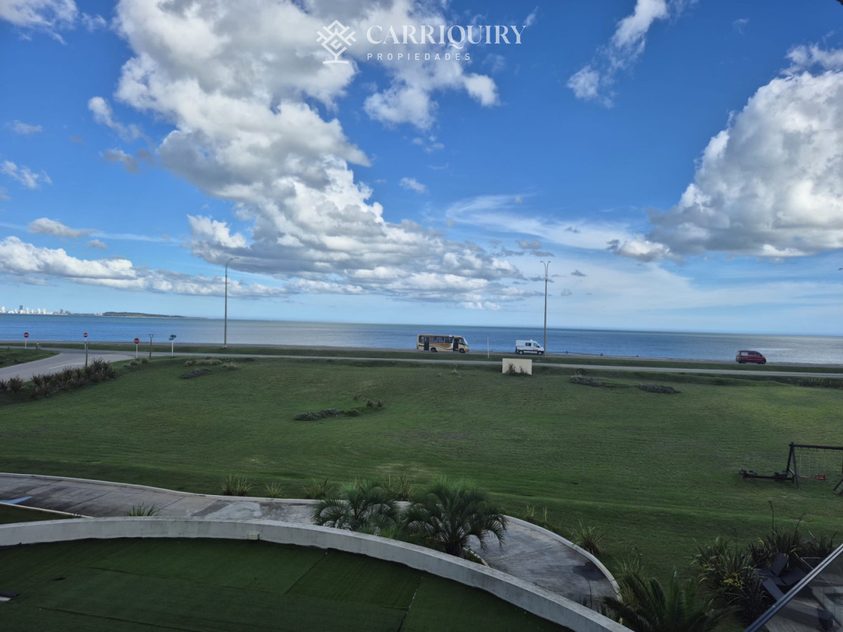 Apartamento ID.10093 - Apartamento en venta primera linea Playa Mansa Punta del Este 2 dormitorios