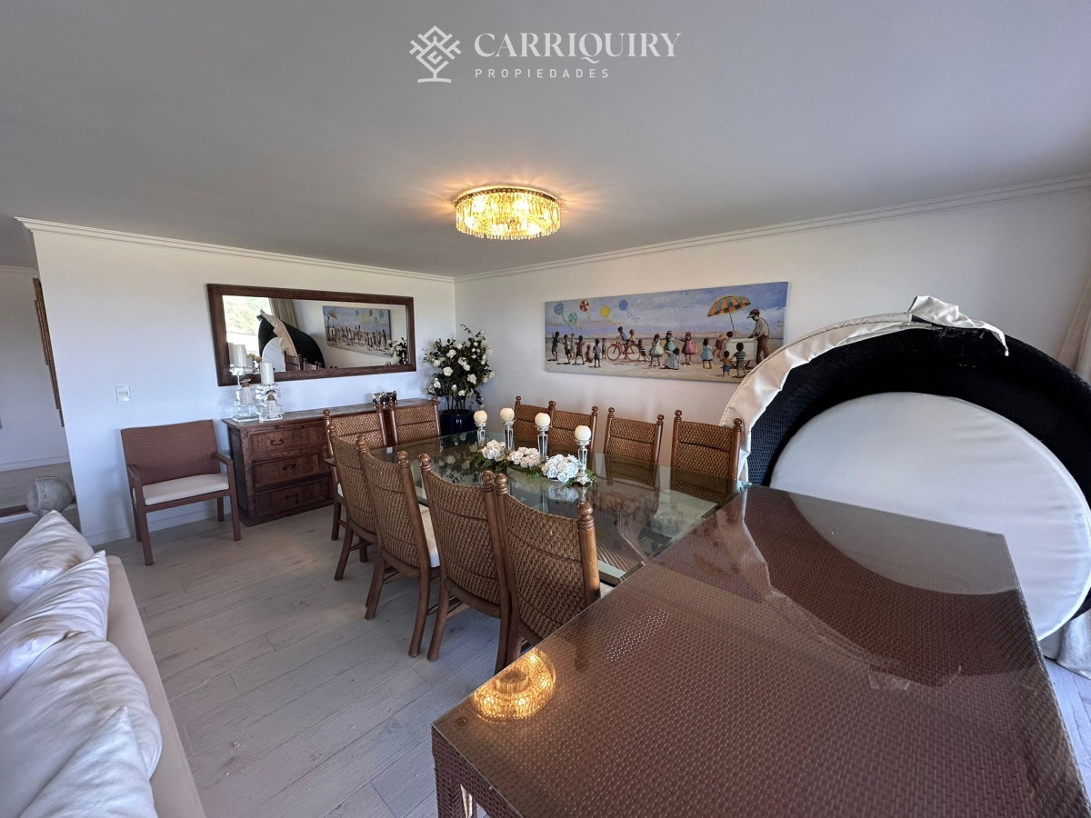 Apartamento ID.9577/Departamento-en-venta-en-Arenas-Blancas-con-vista-al-mar. - Se vende departamento de 4 dormitorios , Playa brava, Esturion