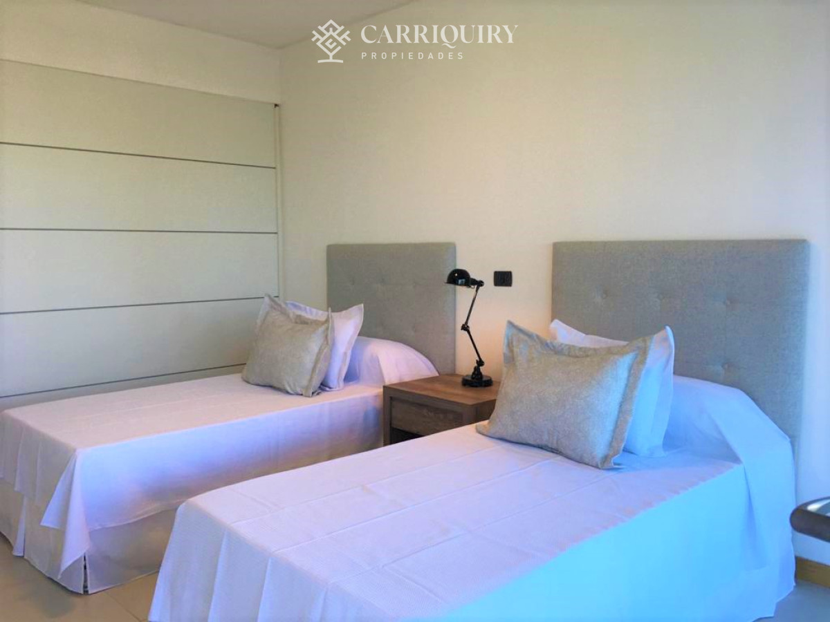 Apartamento ID.9444 - Espectacular departamento con Piscina Propia en venta, complejo frente al mar