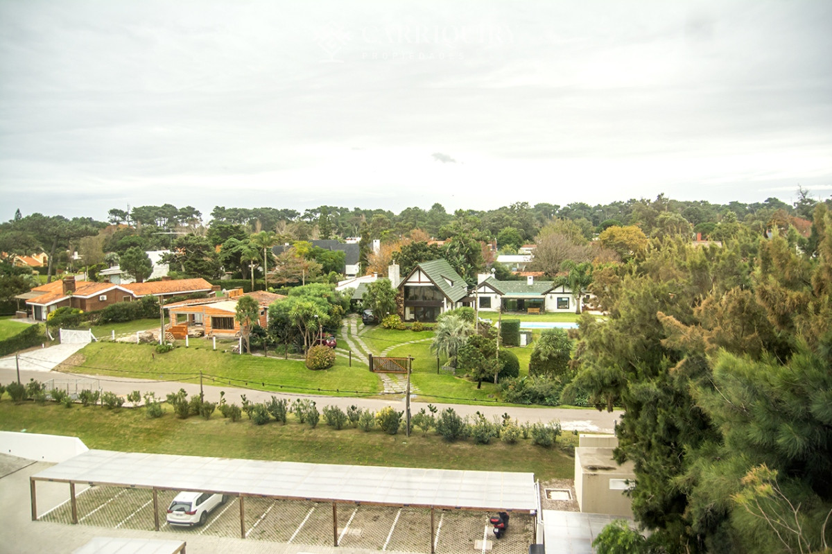 Apartamento ID.7948 - Apartamento de 2 dormitorios en Playa Mansa , Punta del este 