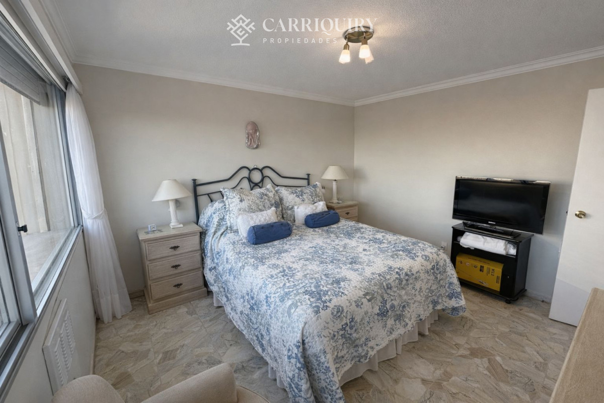 Apartamento ID.10169 - VENTA APARTAMENTO 2 DORMITORIOS 2 BAÑOS PRIMERA LÍNEA PLAYA MANSA