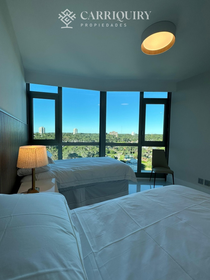 Apartamento ID.7471/ALQUILER-TEMPORARIO-Y-VENTA-APARTAMENTO-3-DORMITORIOS - Espectacular apartamento en alquiler en la torre mas lujosa de Punta del este