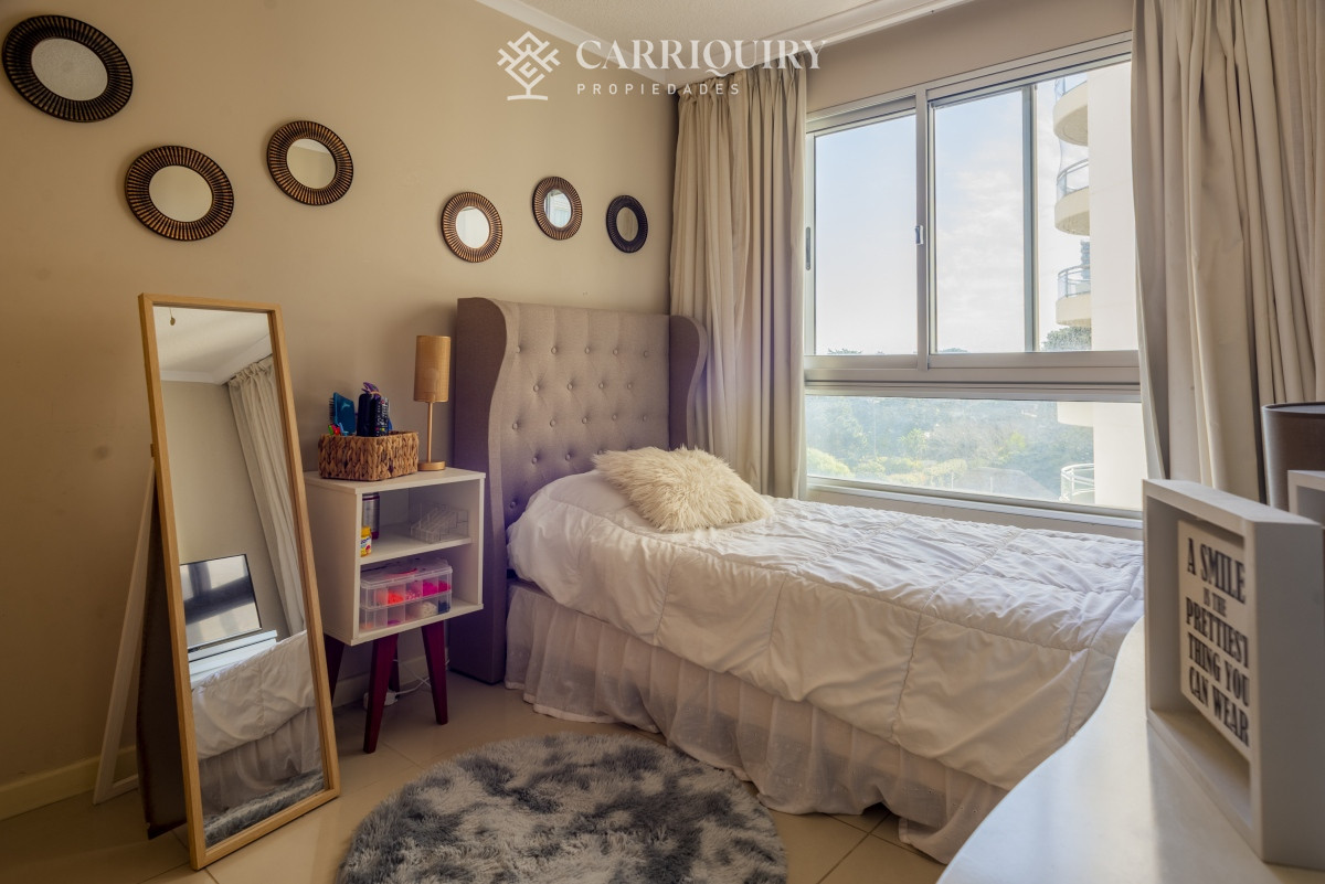 Apartamento ID.10019 - Vende apartamento con vista espectacular, de 3 dormitorios en Roosevelt, Punta del Este