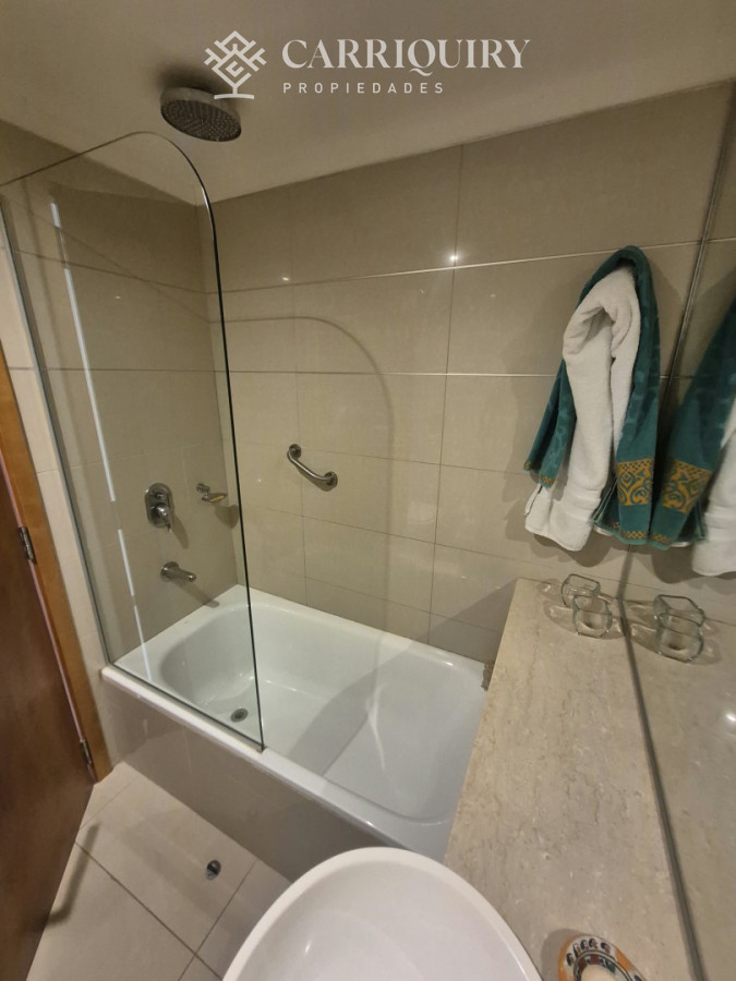 Apartamento ID.10708 - Apartamento en venta de 2 dormitorios en Punta del Este