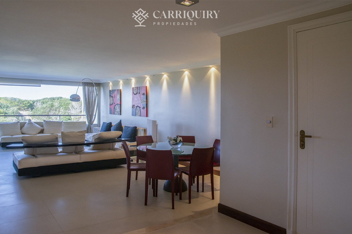 Apartamento ID.9583/Le-Parc - Apartamento de 4 dormitorios en Punta del Este frente al mar en Playa Brava