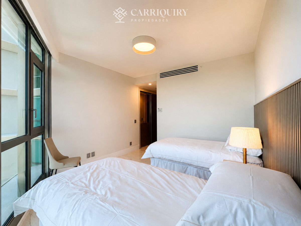 Apartamento ID.7471/Con-piscina-propia,-espectacular-vista-y-ubicaciónALQUILER-Y-VENTA-PUERTO - Espectacular apartamento en alquiler en la torre mas lujosa de Punta del este