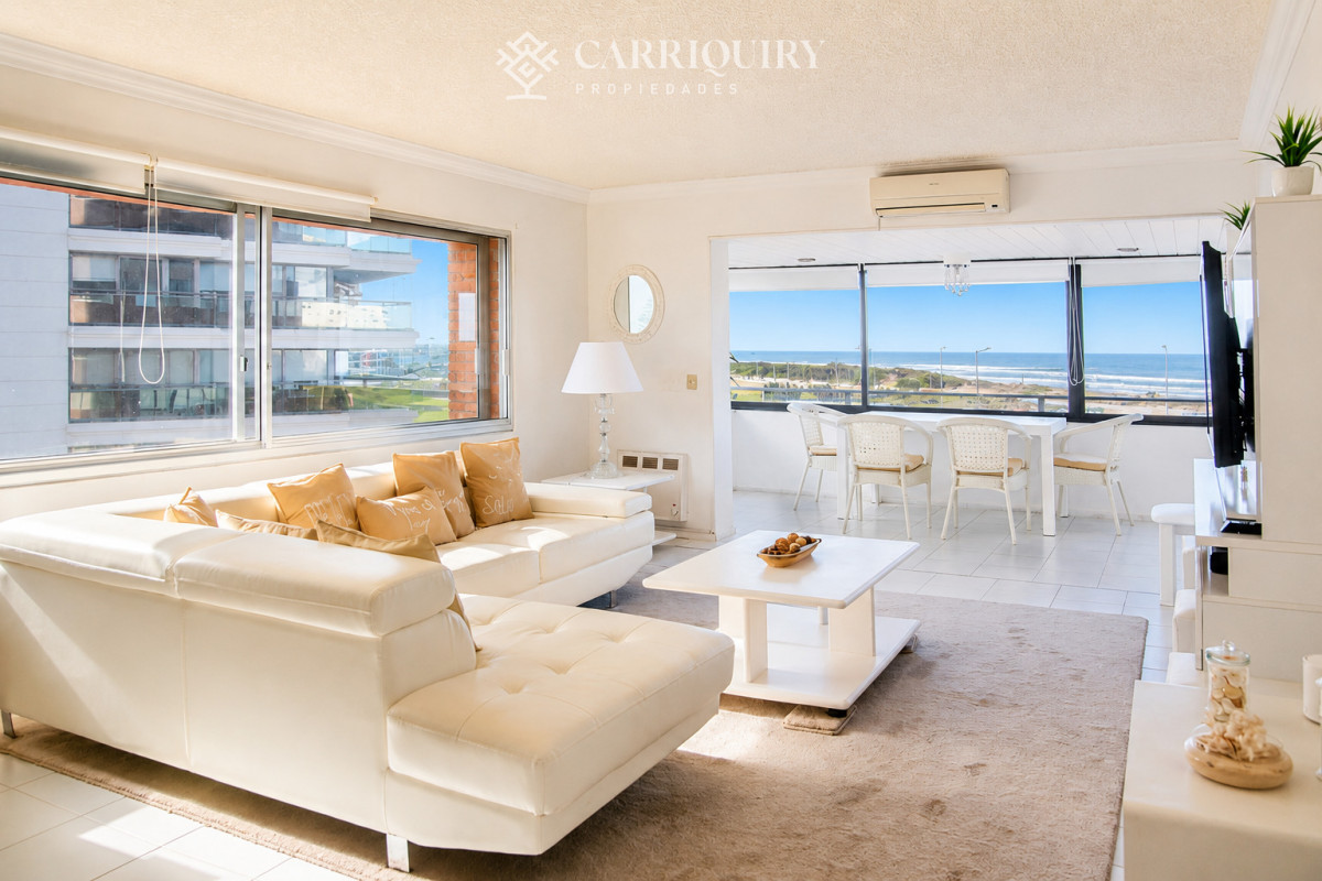 Apartamento ID.10357 - Apartamento de 3 dormitorios en Playa brava