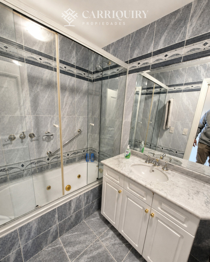 Apartamento ID.9842 - Departamento de 3 dormitorios en venta en Coral Tower en venta
