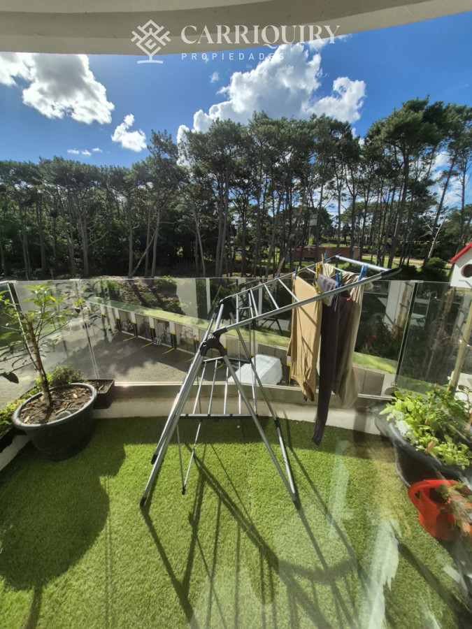 Apartamento ID.10093 - Apartamento en venta primera linea Playa Mansa Punta del Este 2 dormitorios