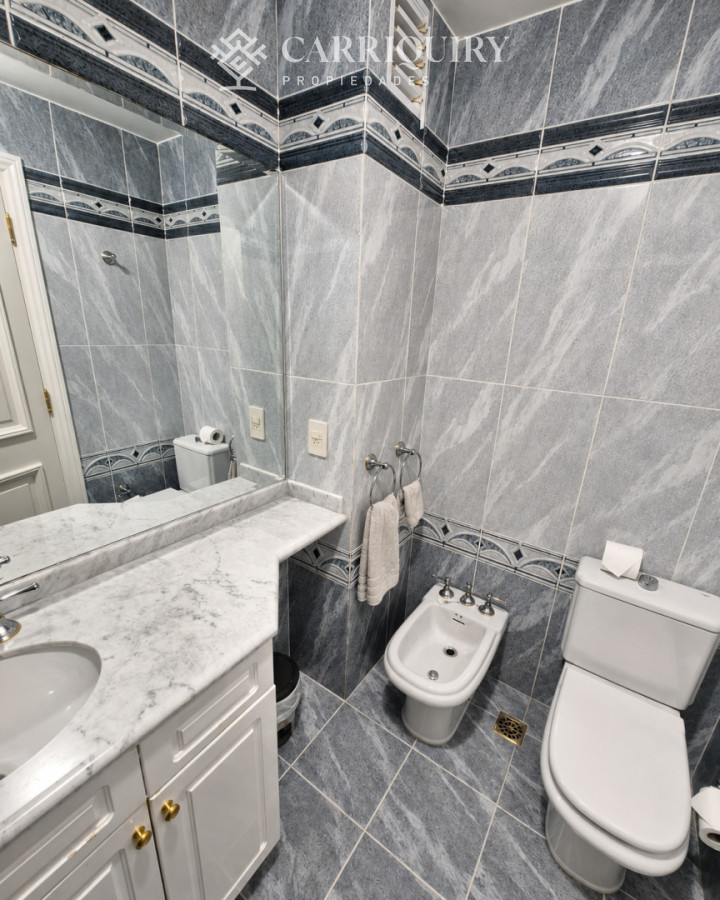 Apartamento ID.9842 - Departamento de 3 dormitorios en venta en Coral Tower en venta