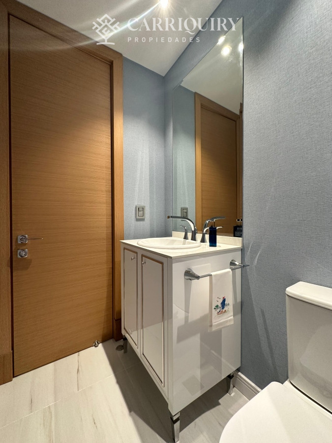 Apartamento ID.7471/ALQUILER-TEMPORARIO-Y-VENTA-APARTAMENTO-3-DORMITORIOS - Espectacular apartamento en alquiler en la torre mas lujosa de Punta del este