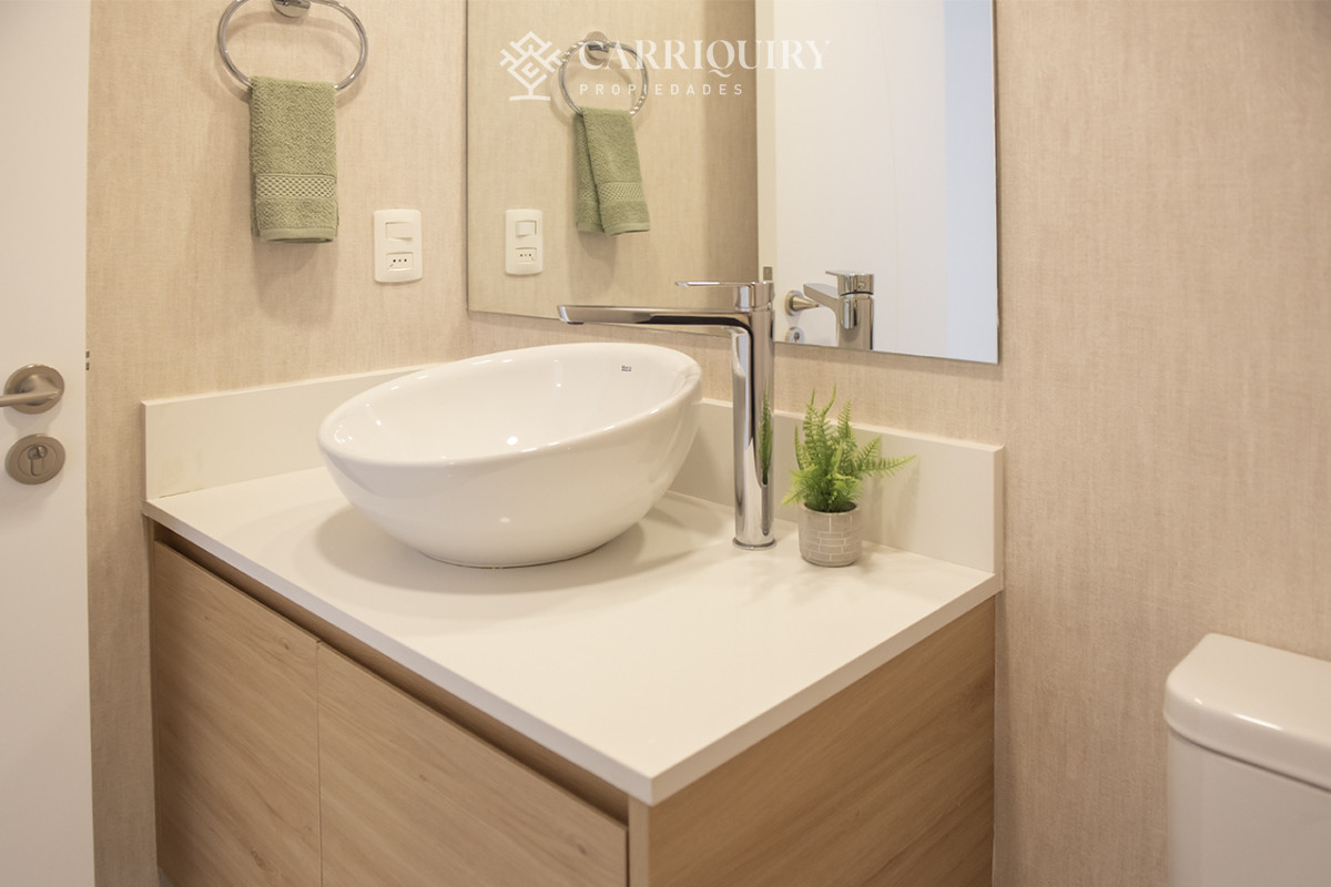 Apartamento ID.9333/ALQUILER-TEMPORARIO-APARTAMENTO-4-DORMITORIOS-MANATIALES- - Apartamento en Mansa - Punta del Este en venta de 3 dormitorios.