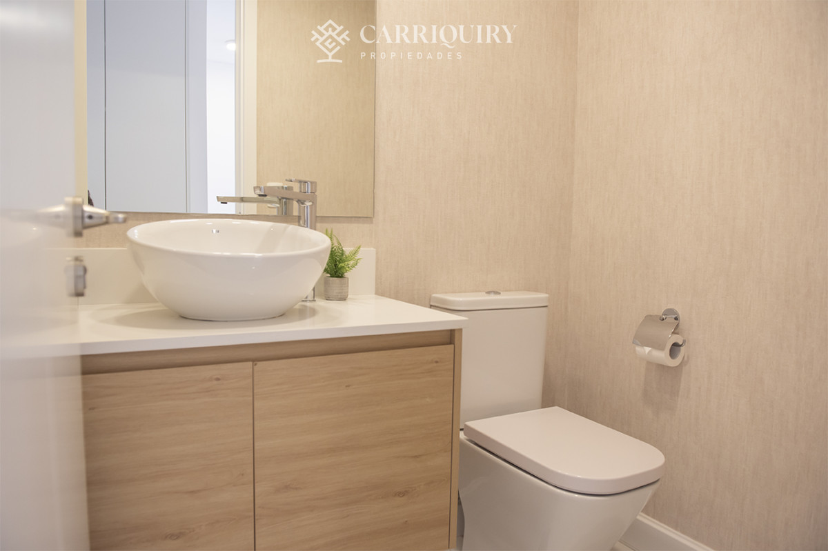 Apartamento ID.9333/ALQUILER-TEMPORARIO-APARTAMENTO-4-DORMITORIOS-MANATIALES- - Apartamento en Mansa - Punta del Este en venta de 3 dormitorios.