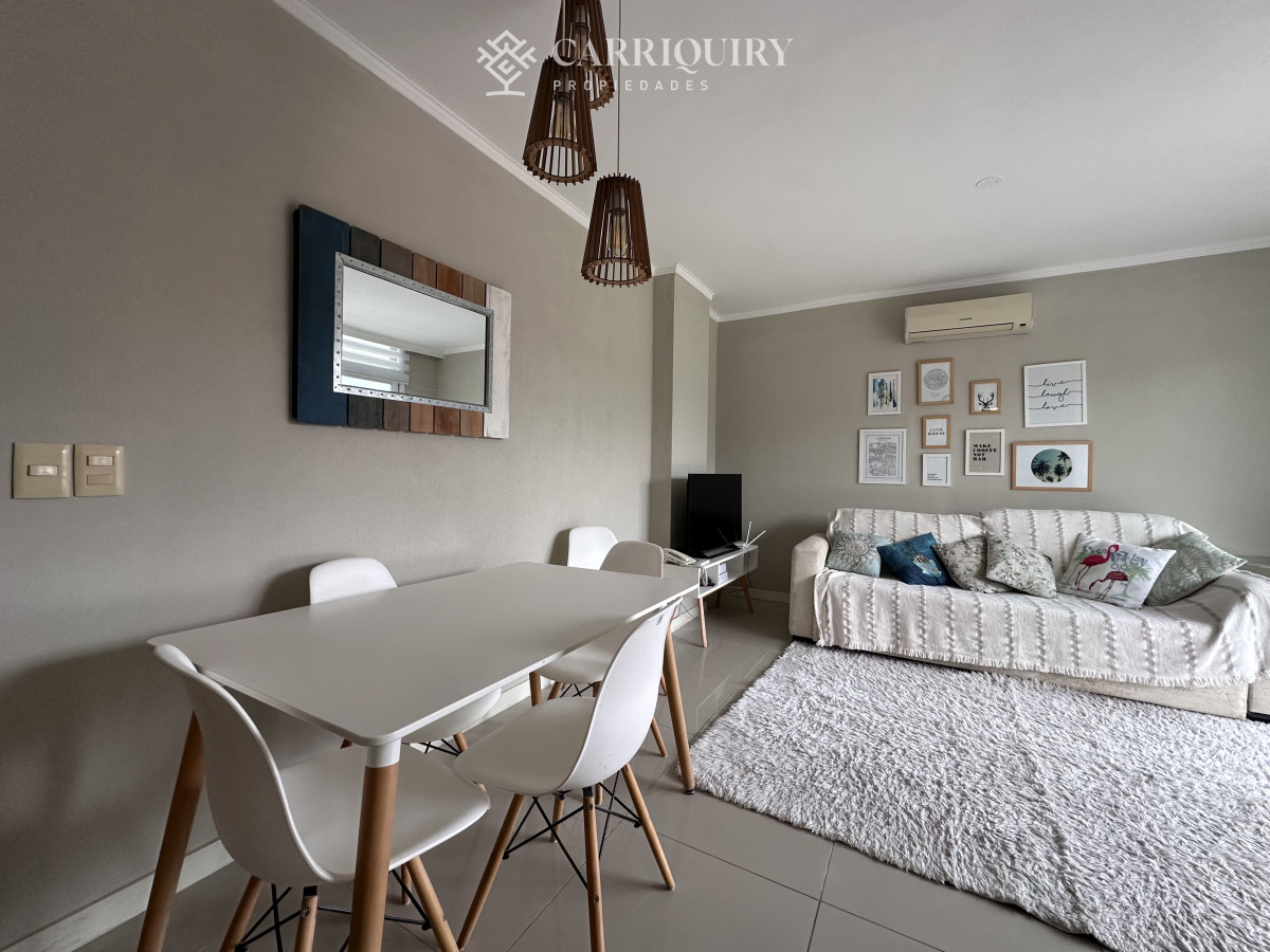 Apartamento ID.8461 - Vende apartamento en playa mansa de 1 dormitorio con parrillero, Punta del Este 