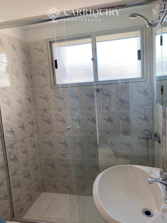 Apartamento ID.9755 - Vende Apartamento de 3 dormitorios en Brava, Excelente edificio.