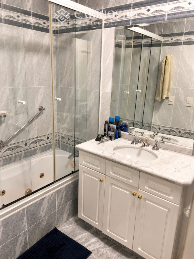 Apartamento ID.9842 - Departamento de 3 dormitorios en venta en Coral Tower en venta